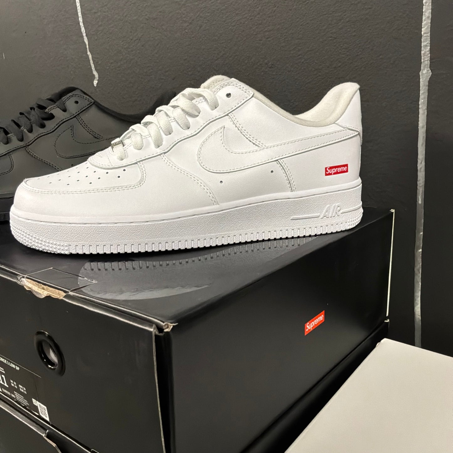 Supreme af1 (White)